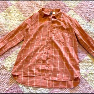Pink button up top from H&M. Size US S